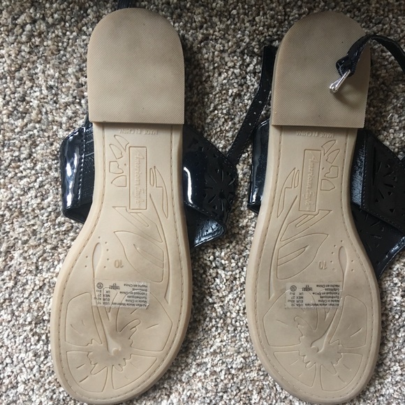 Sandals - Picture 2 of 2